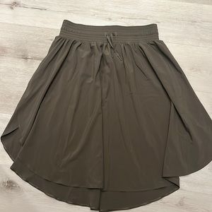 Lululemon on the fly skirt